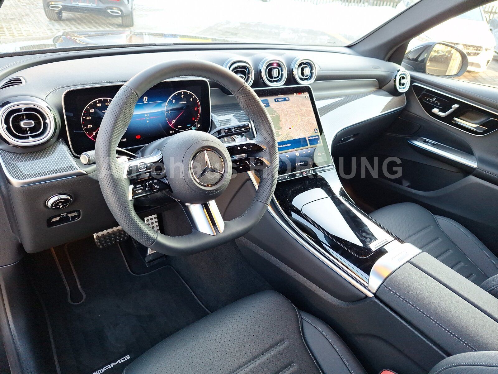 Mercedes-Benz GLC 220d 4M ED AMG AHK MEMO 360 DIGI DISTR NIGHT