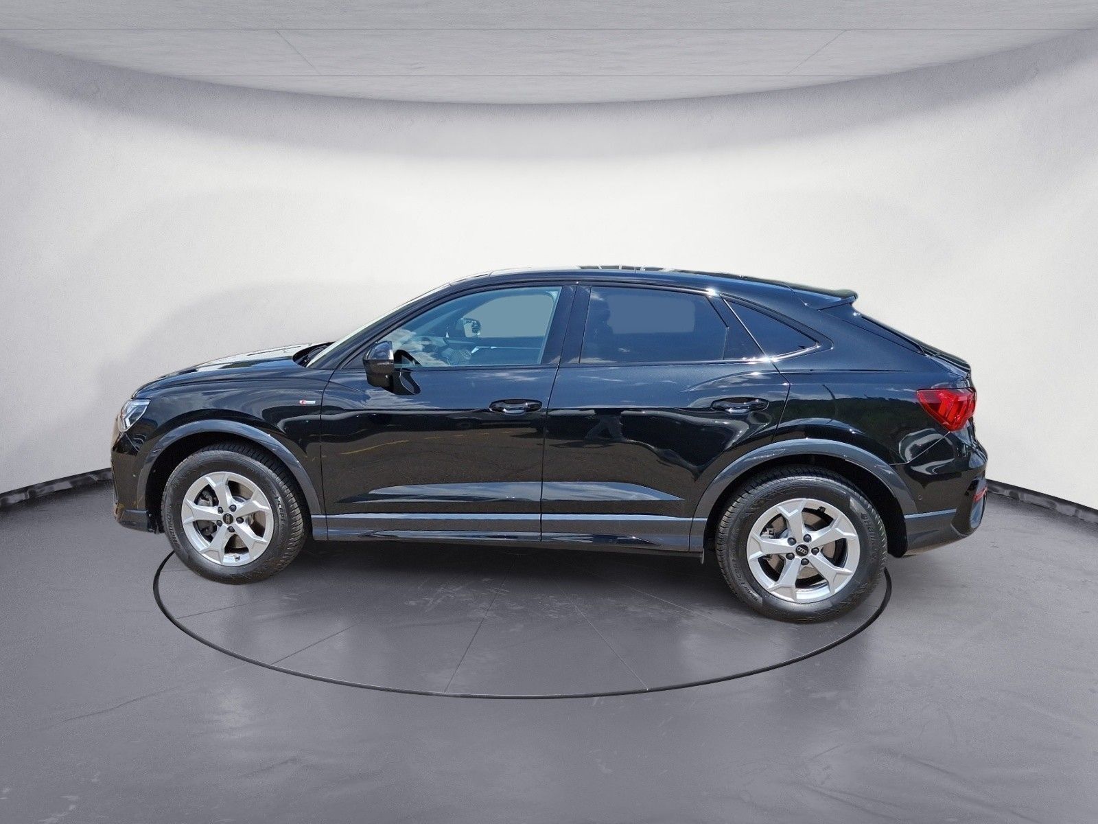 Audi Q3 Sportback S line 40 TDI quattro *AHK *LED *KA