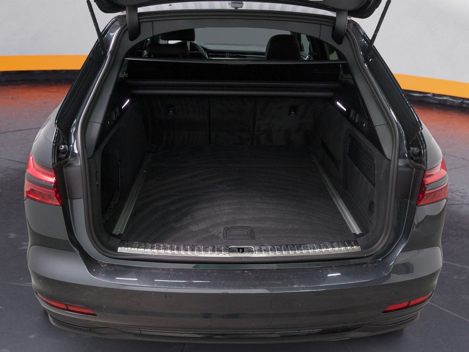 Audi A6 Avant 35 TDI ADVANCED - Samsaru's Car Outlet