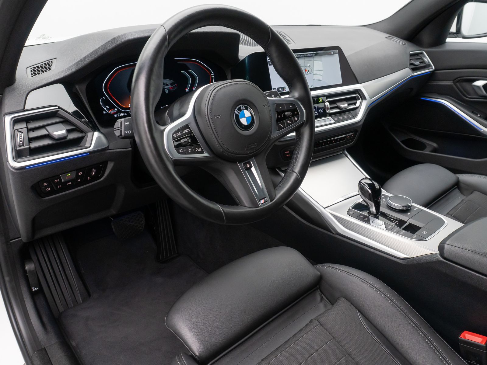 BMW 330i Sport Line - Samsaru's Car Outlet