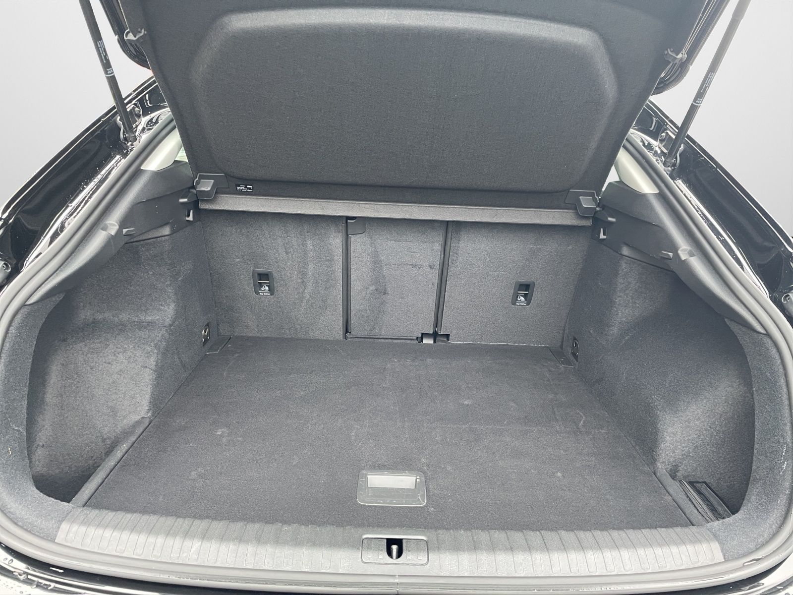 Audi Q3 Sportback 40 TFSI S tronic quattro - Samsaru's Car Outlet