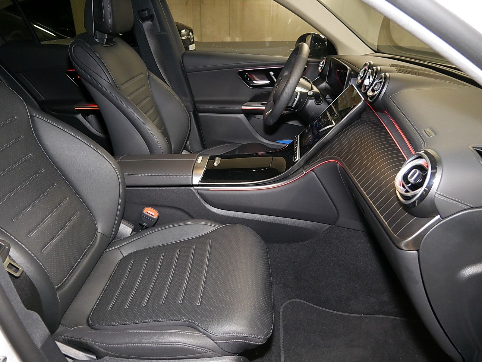 Mercedes-Benz GLC 200 d 4M AMG - Samsaru's Car Outlet
