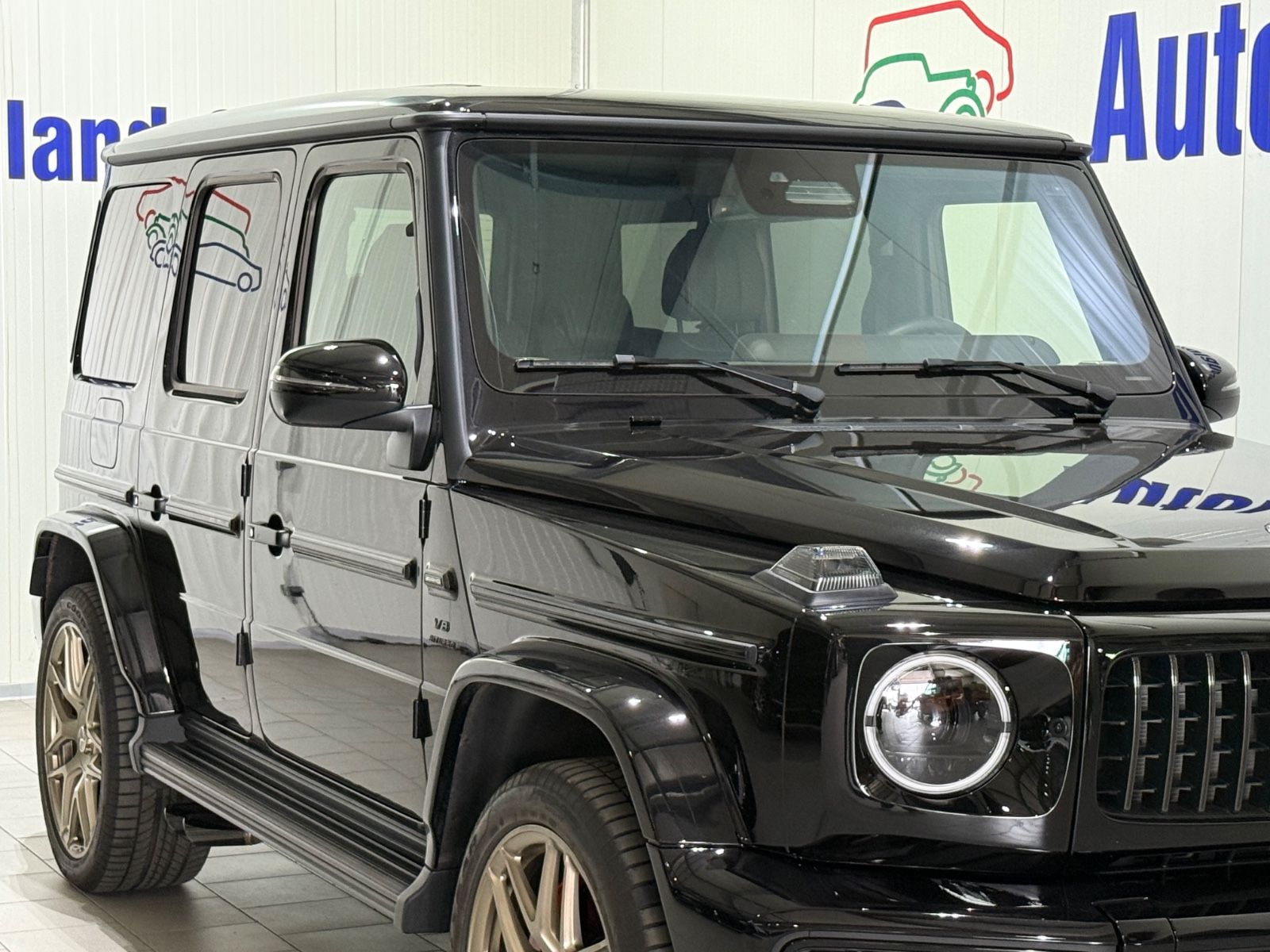 Mercedes-Benz G 63 AMG Performance - Samsaru's Car Outlet
