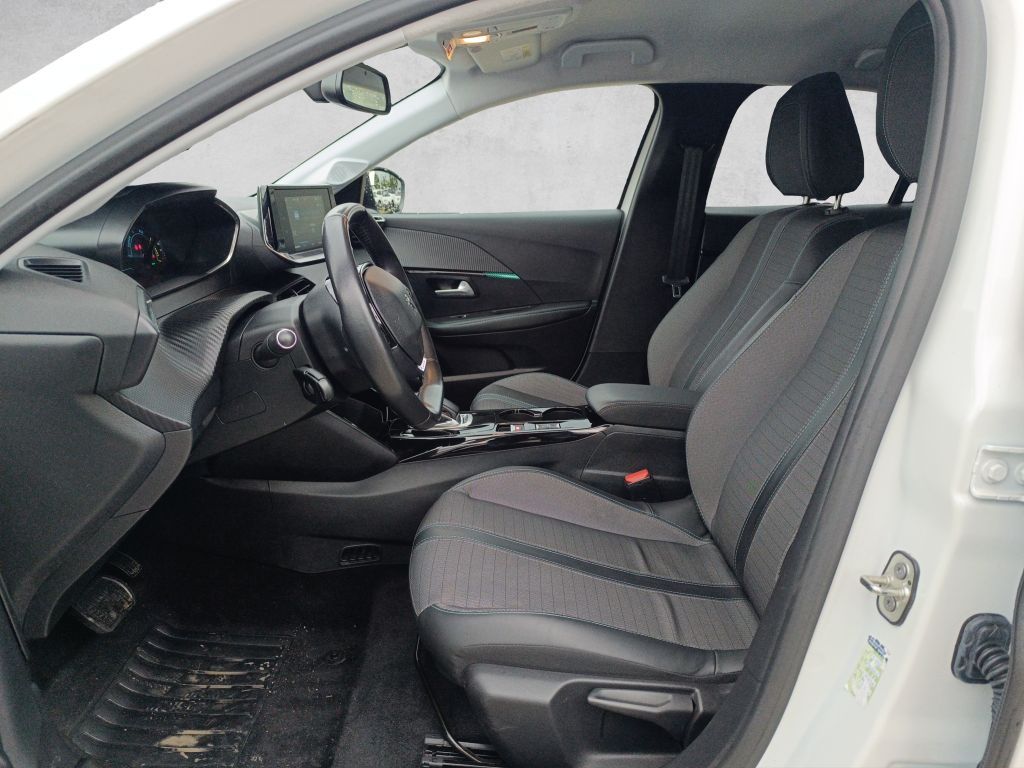 Peugeot 208 Allure - Samsaru's Car Outlet