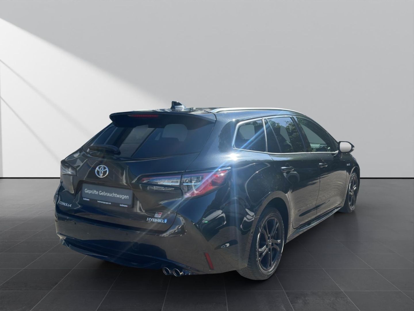 Toyota Corolla 2.0 Hybrid TS GR Sport - Samsaru's Car Outlet