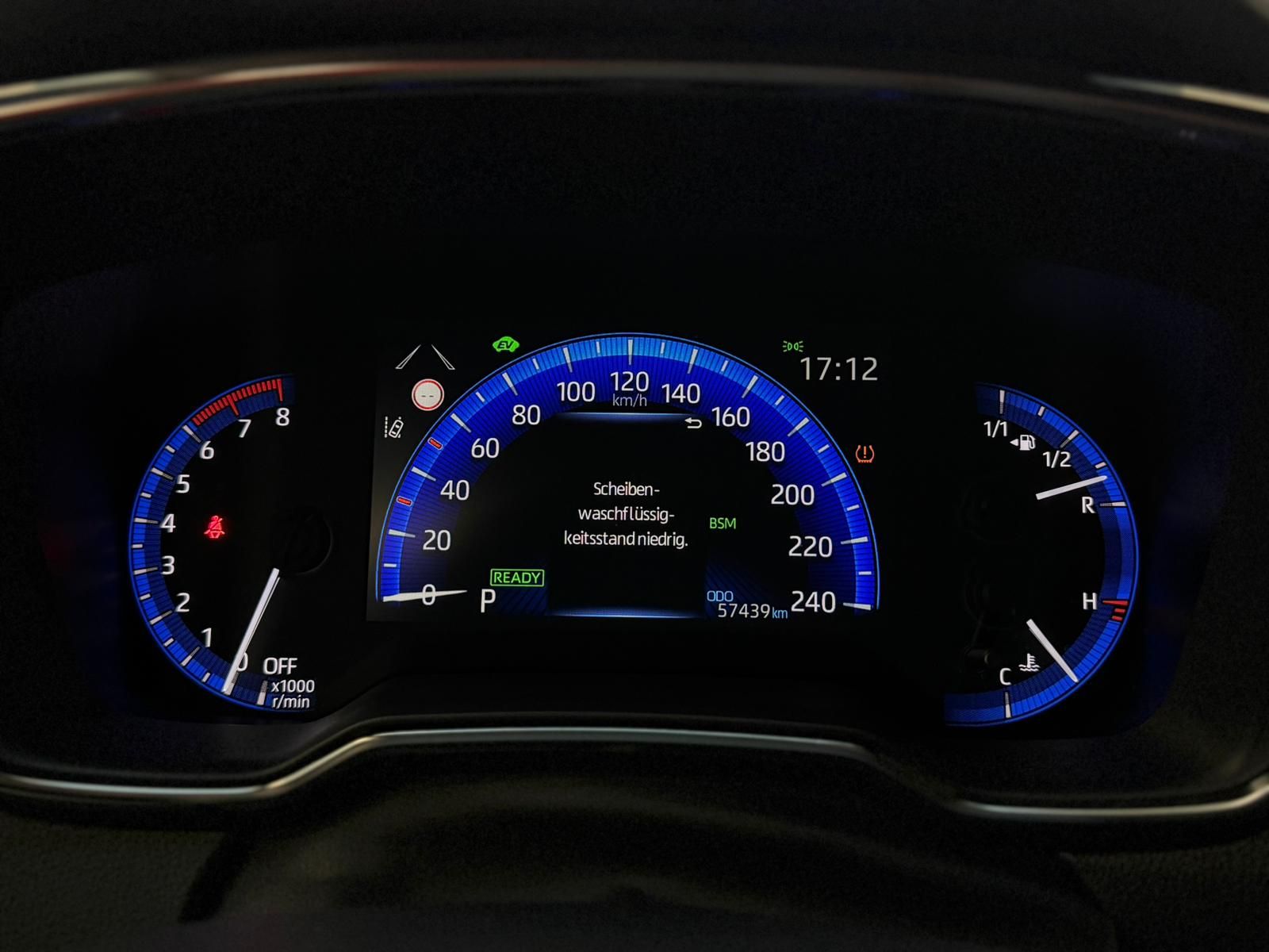 Toyota Corolla 2.0 Hybrid Team D LED|Navi|ParkPilot|ACC