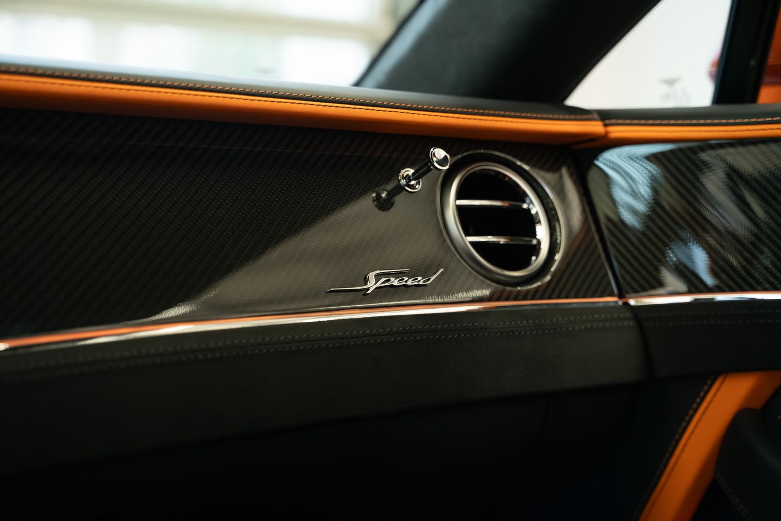 Bentley Continental GT Speed W12 Mandarin Hide Mulliner