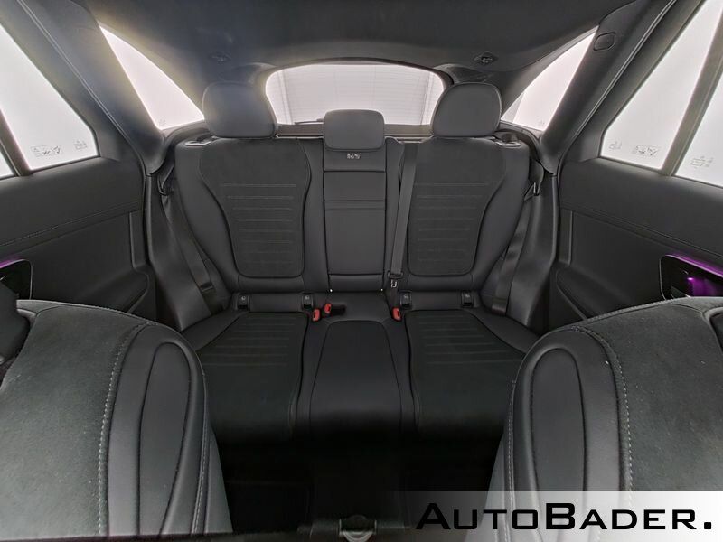 Mercedes-Benz GLC 300 e 4M AMG PSD Burmester AHK DISTR DC 360°