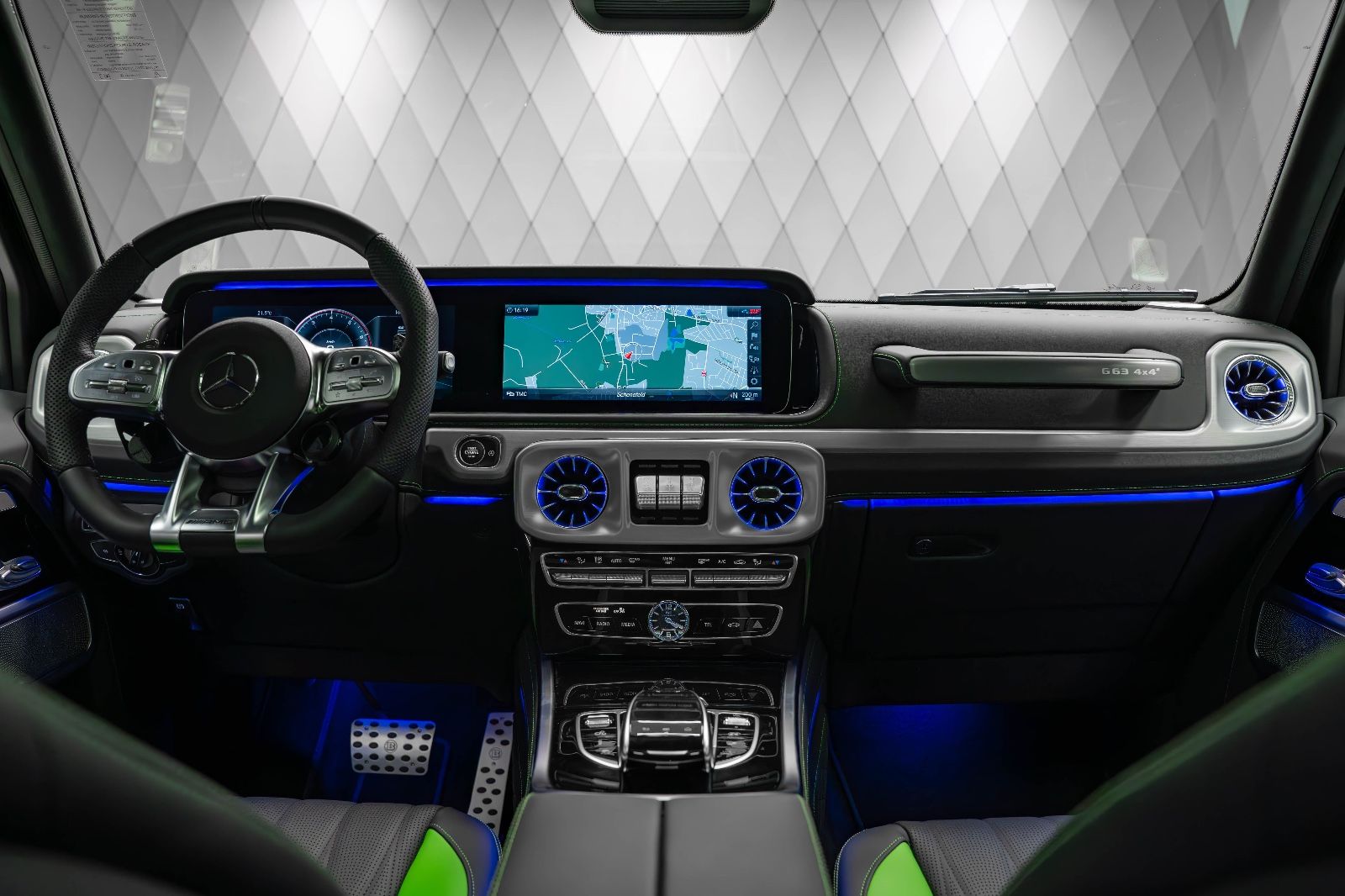 Mercedes-Benz G 63 AMG 4x4² BRABUS 800 - Samsaru's Car Outlet