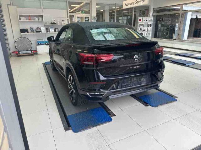 Volkswagen T-Roc 1.5 TSI DSG R-LINE BLACK - Samsaru's Car Outlet