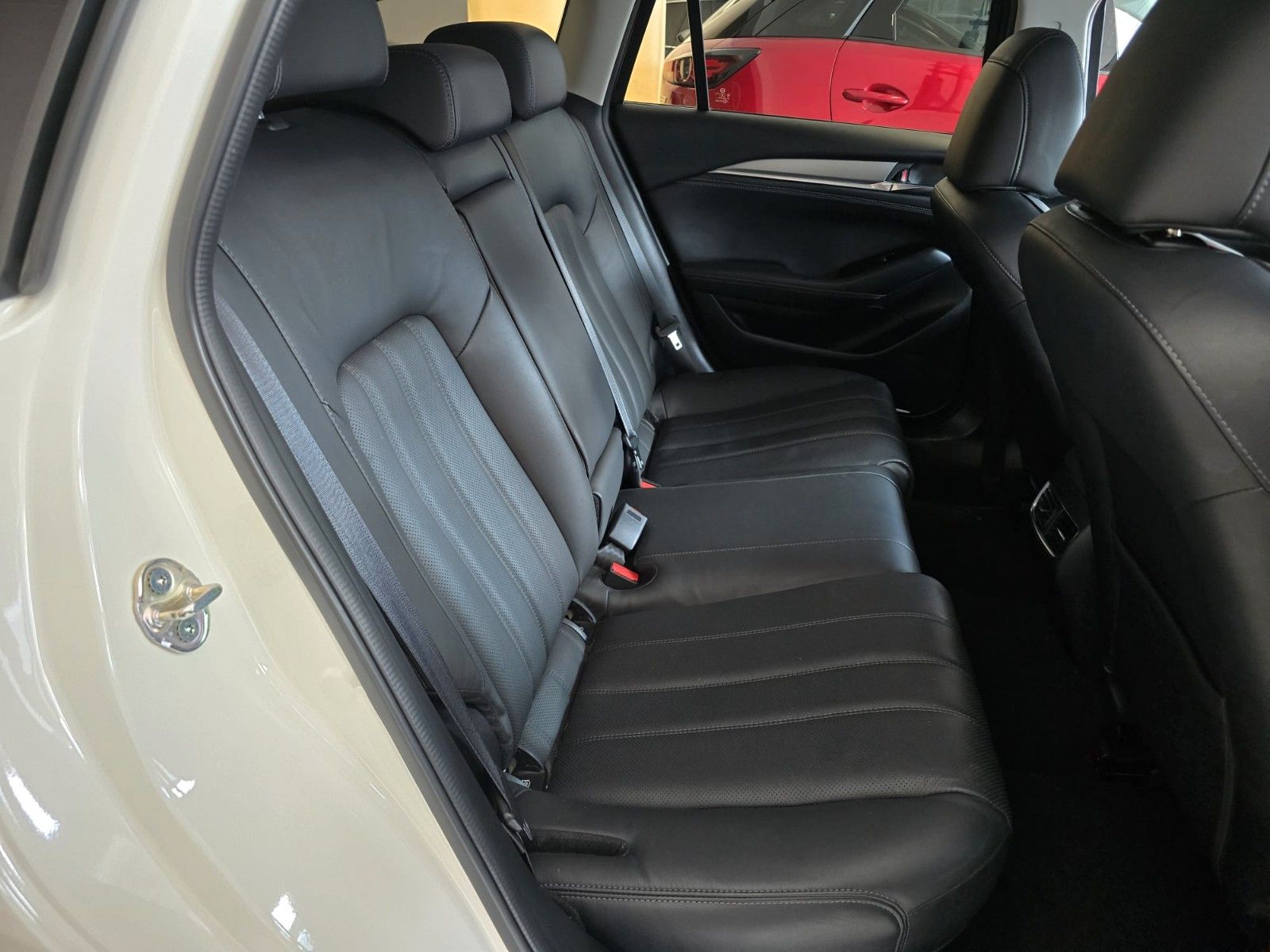 Mazda 6 Kombi Exclusive-Line *HUD*BOSE*SB*LEDER*360°