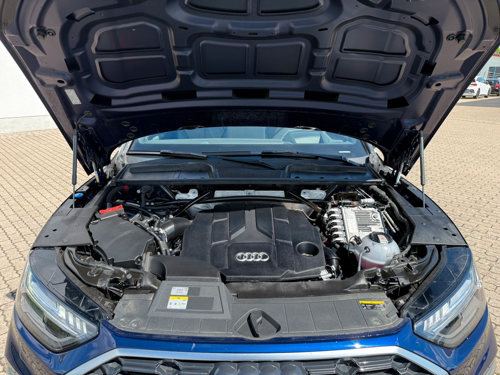 Audi Q5 S line 50 TDI qu. AHK MATRIX PANO STDHZ