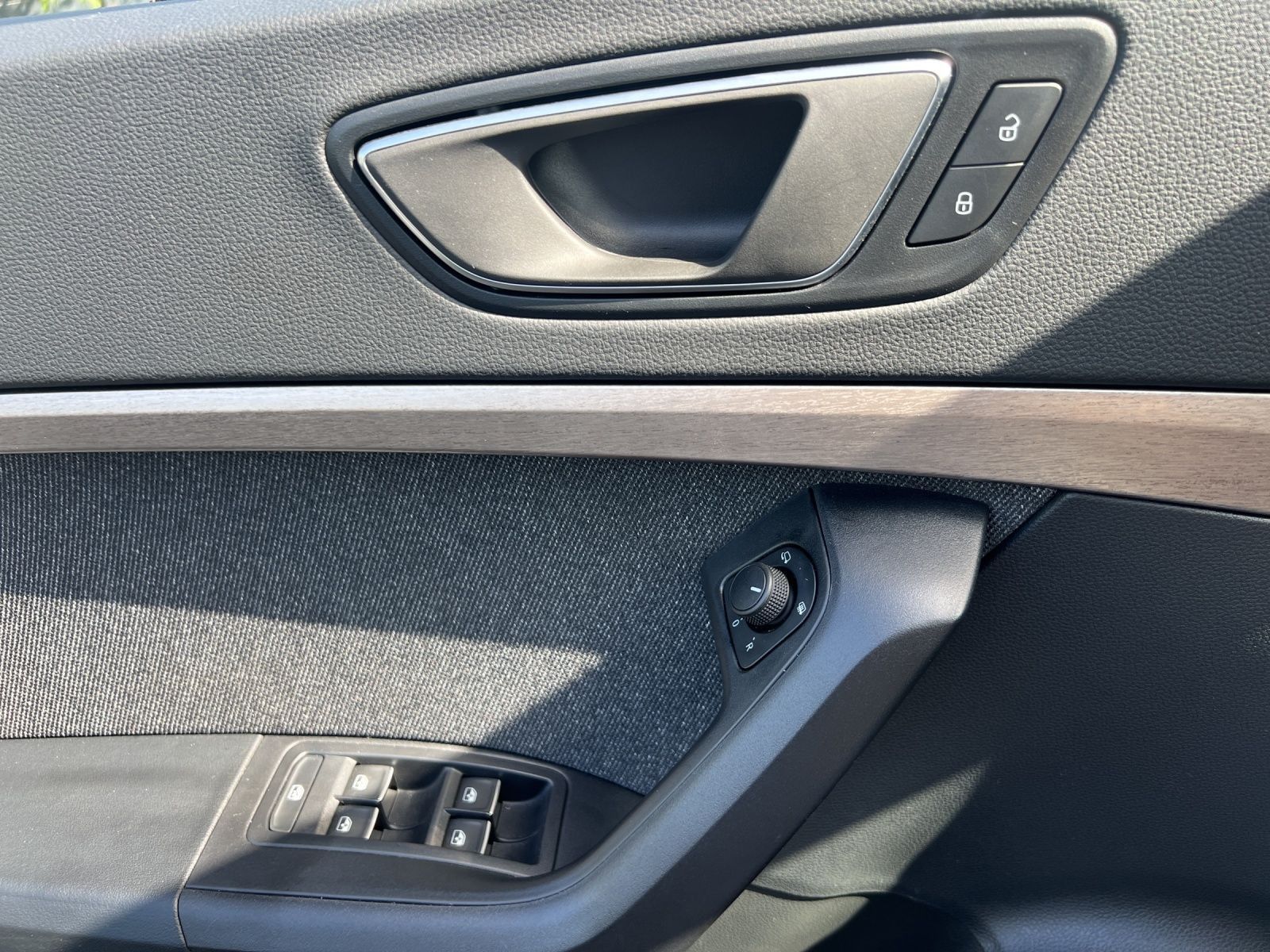 Seat Ateca 2.0 TDI DSG XP NAVI AHK ACC GJR SITZHZ