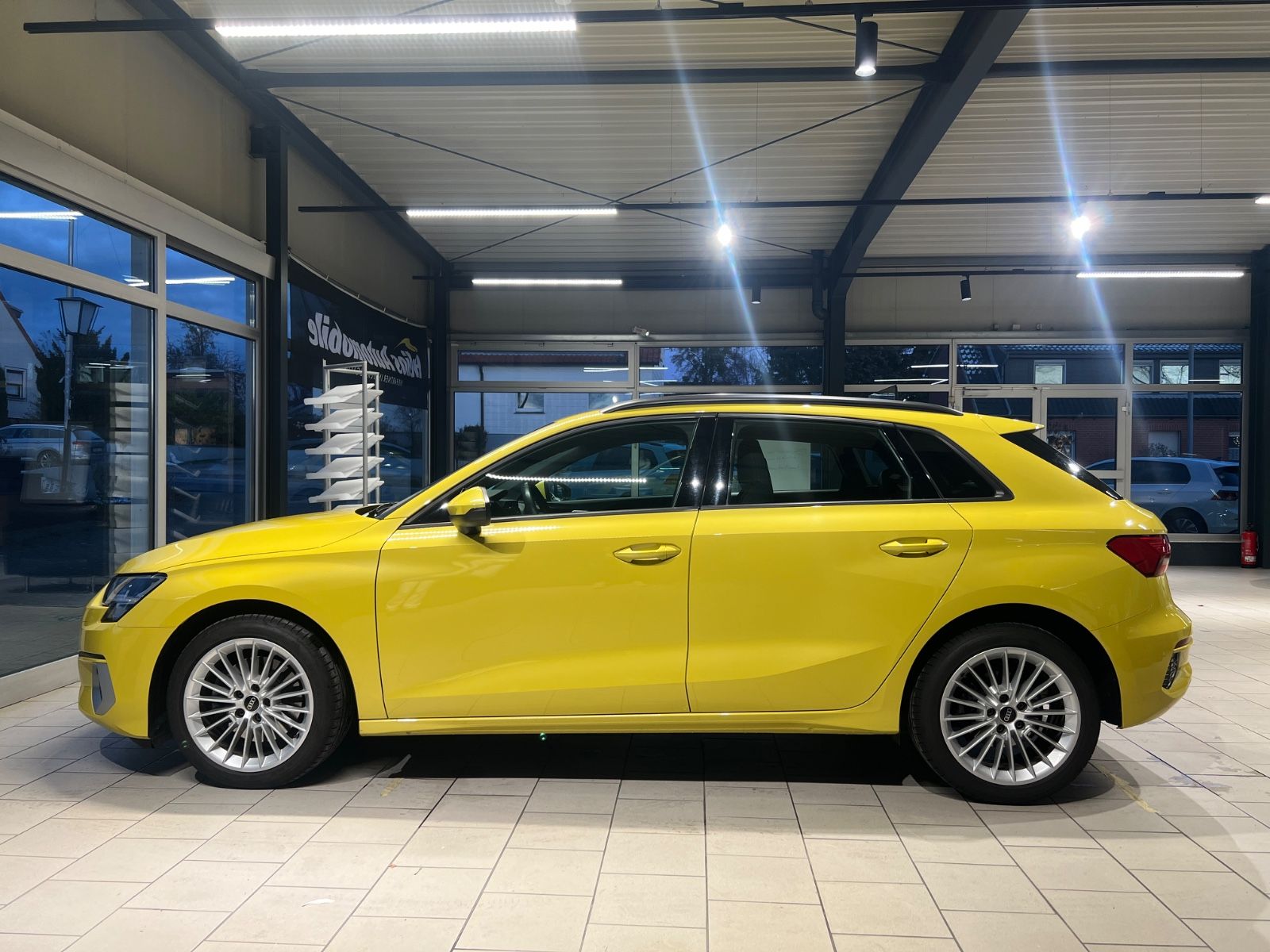 Audi A3 Sportback 35 TDI S-LINE*NAVI*Virtual*LED*18*