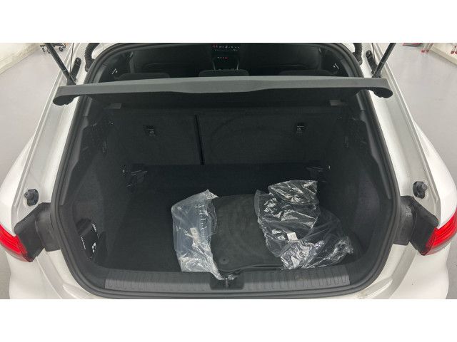 Audi A3 Sportback 35 TFSI S tronic SITZHEIZUNG/LED/VI