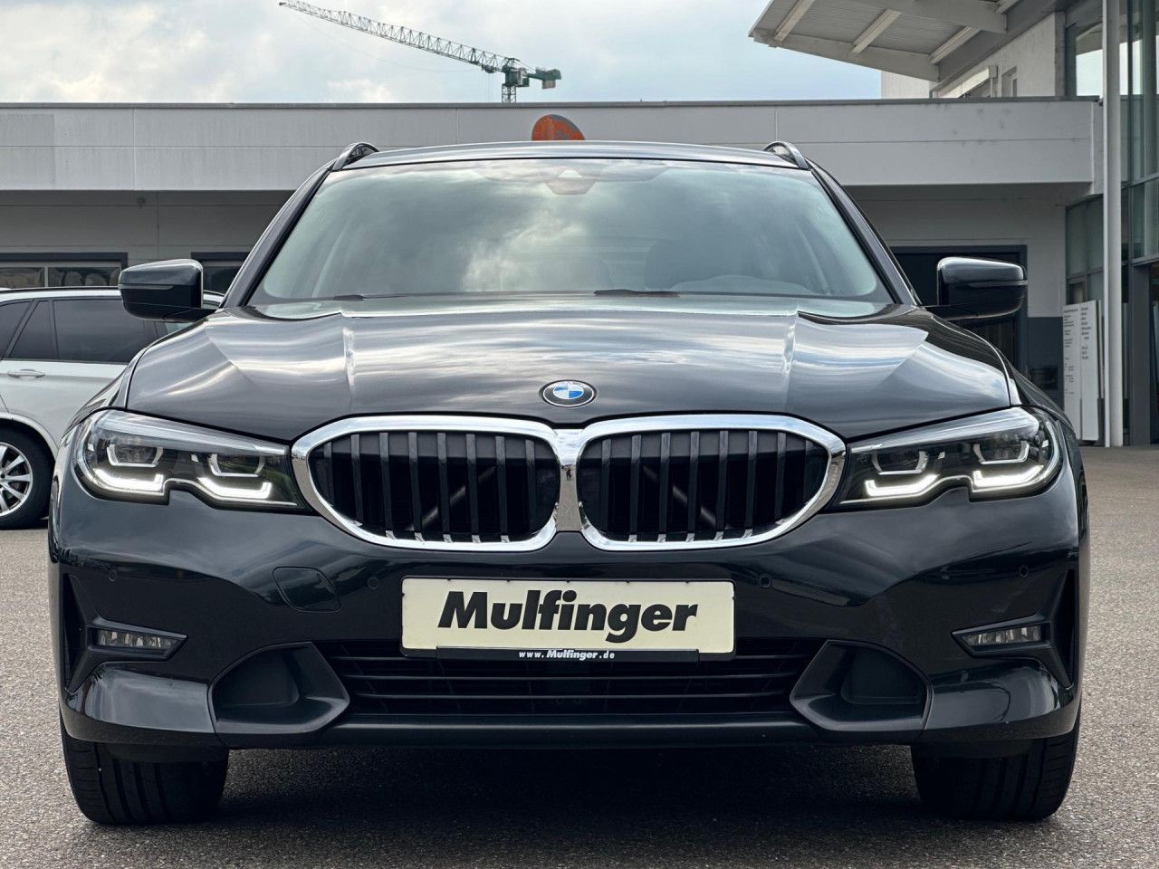 BMW 320d T. Sport - Samsaru's Car Outlet