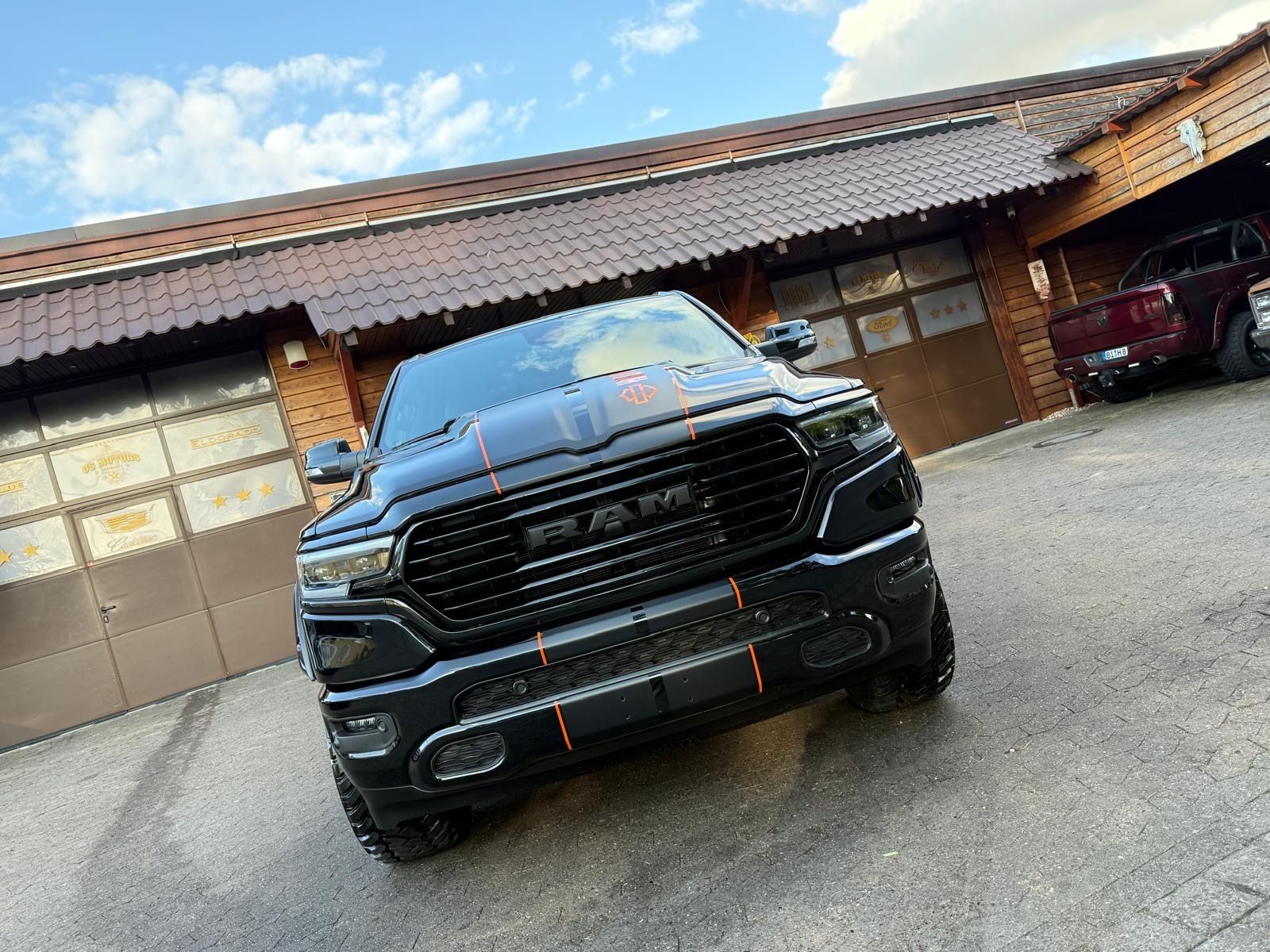 Dodge LIMITED*HARLEY*LPG*OFFROAD*NAVI*AHK*4X4*LIFT*PDC