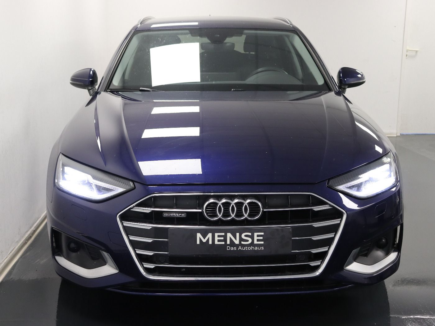 Audi A4 Avant 40 TDI quattro S tronic advanced - Samsaru's Car Outlet