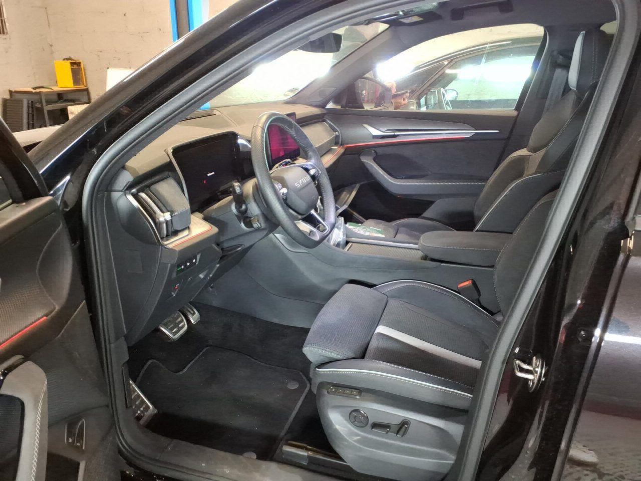 Skoda Kodiaq Sportline IV AHK Panorama TopView 20Zoll
