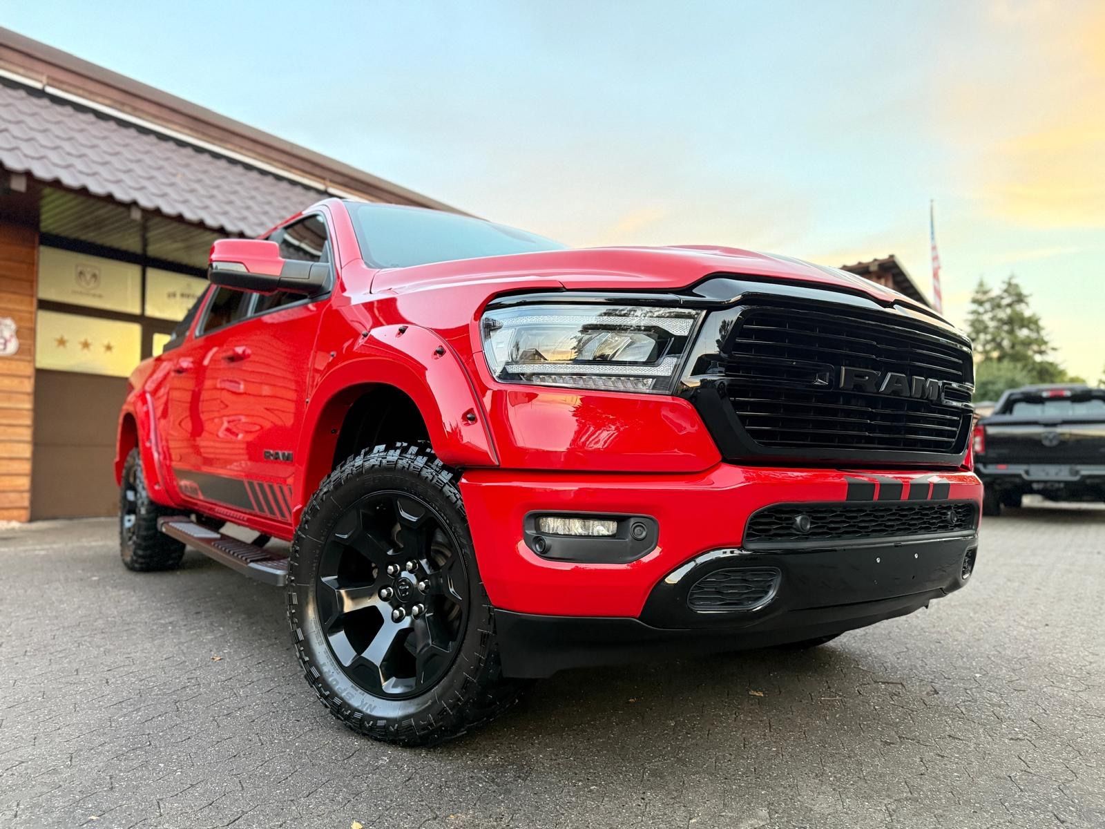 Dodge V8*SPORT*LIFT*4X4*AHK*LED*OFFROAD*NAVI*GARANTIE