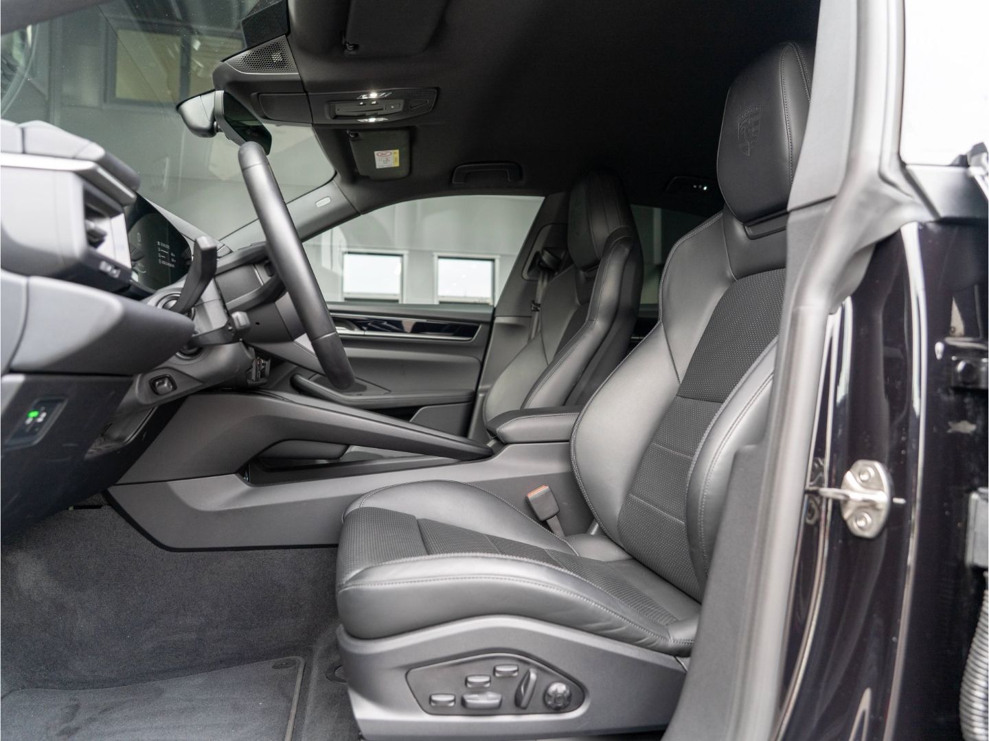 Porsche Macan 4 BOSE Head-Up InnoDrive Matrix Surround V