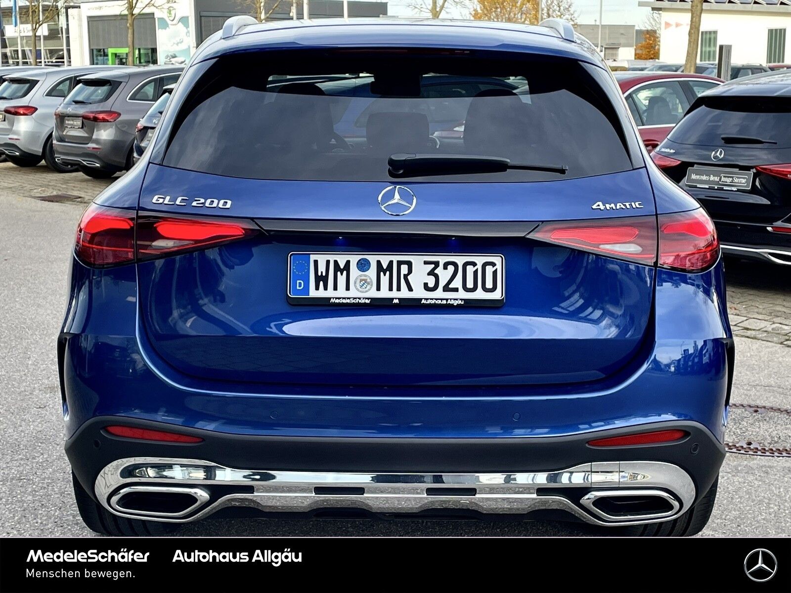 Mercedes-Benz GLC 200 4M AMG Distr AHK DigLi Pano Memo 360°