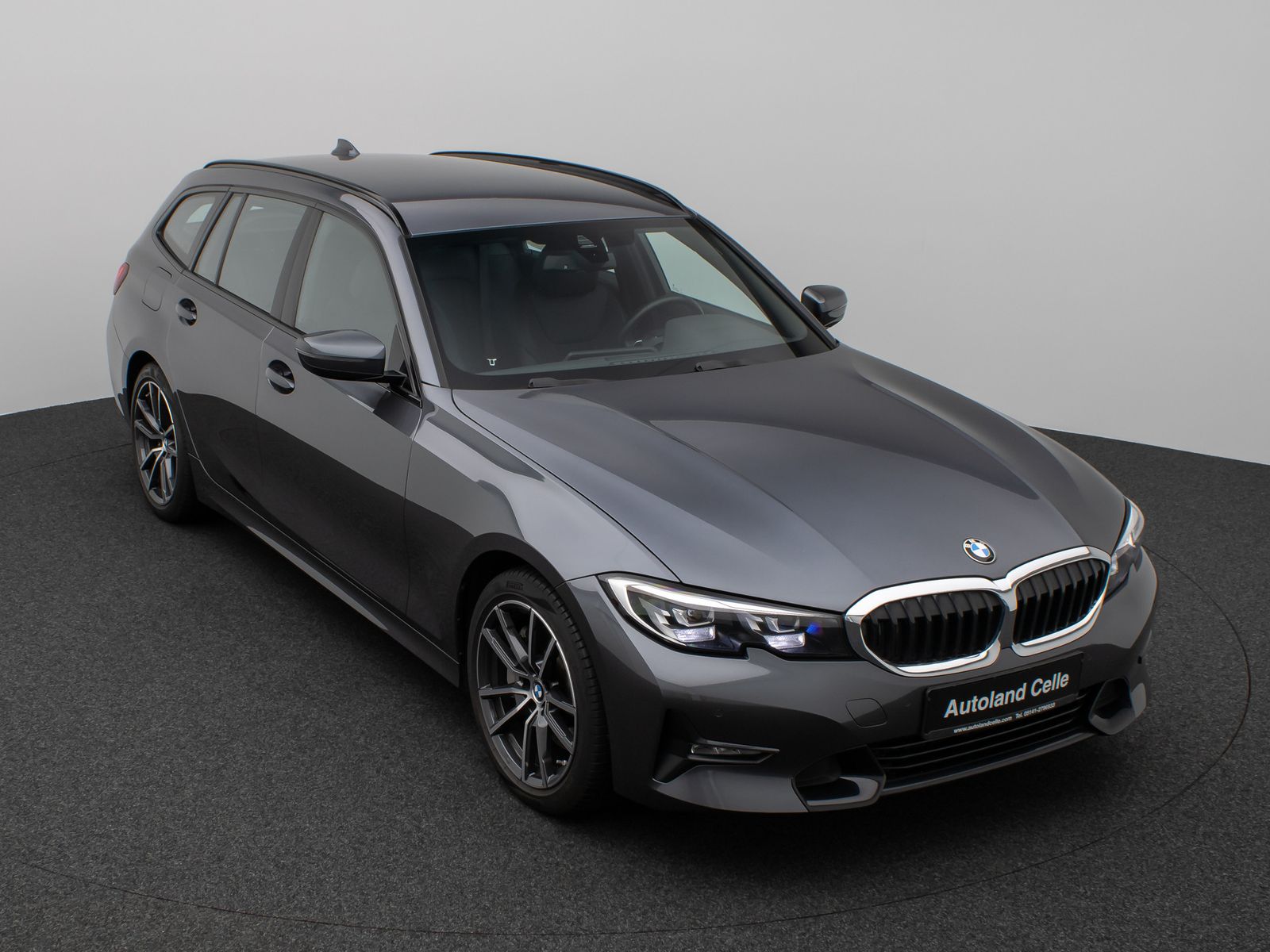 BMW 330i xD SportLine - Samsaru's Car Outlet