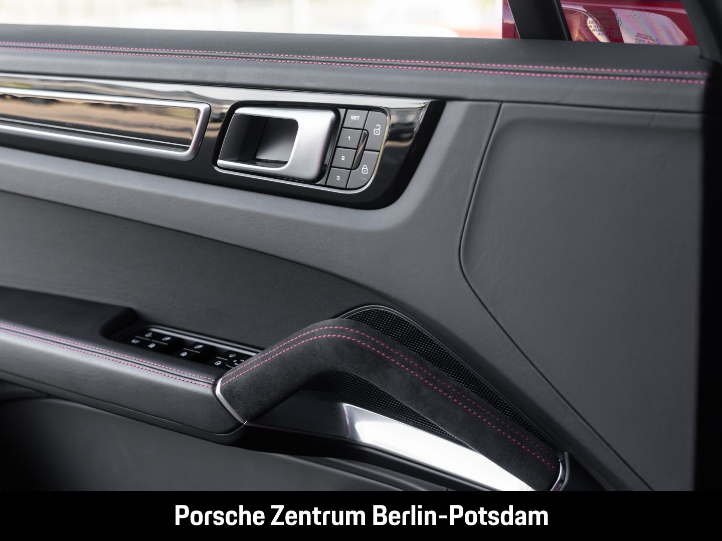 Porsche Cayenne Turbo S E-Hybrid Burmester Panoramadach