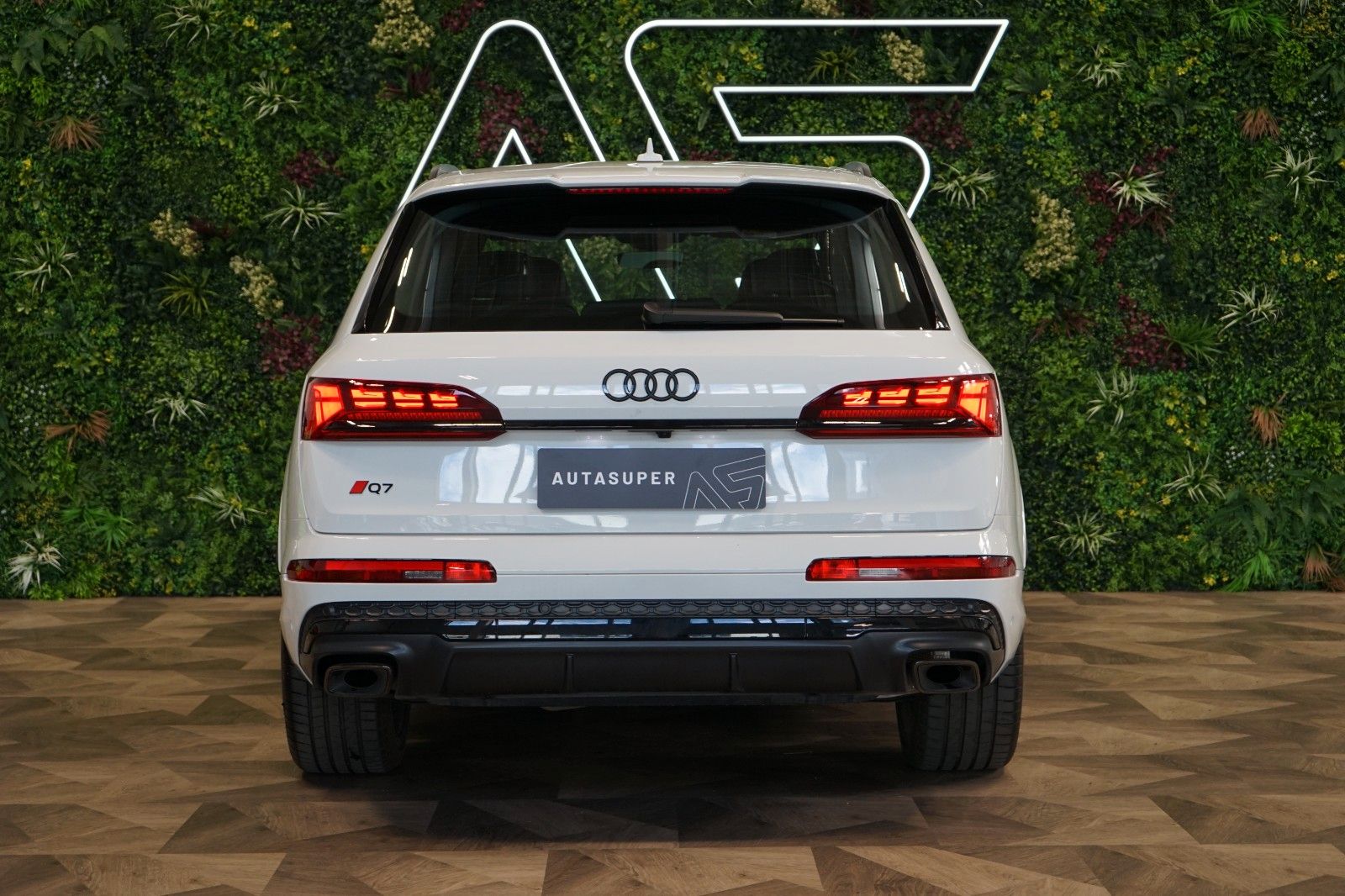 Audi Q7 50 TDI*S-LINE*TOW*OLED*AUX.HEAT*CZ*71.901€ NETTO