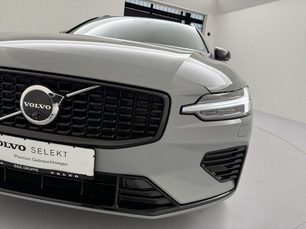 Volvo V60 Plus Dark Plug-In Hybrid ACC STANDHZ 360°