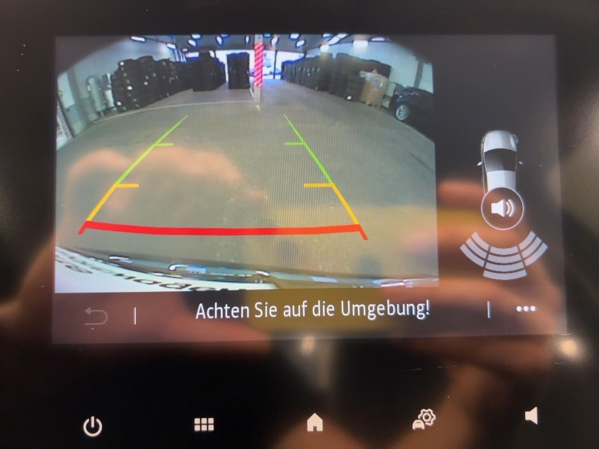 Renault ZOE EXPERIENCE R135 50kWh - Samsaru's Car Outlet