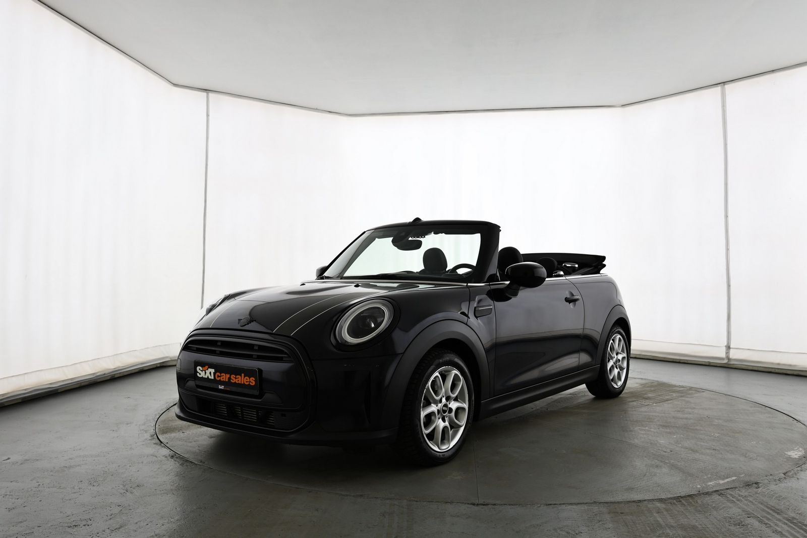 MINI Cooper Cab. Classic Trim - Samsaru's Car Outlet
