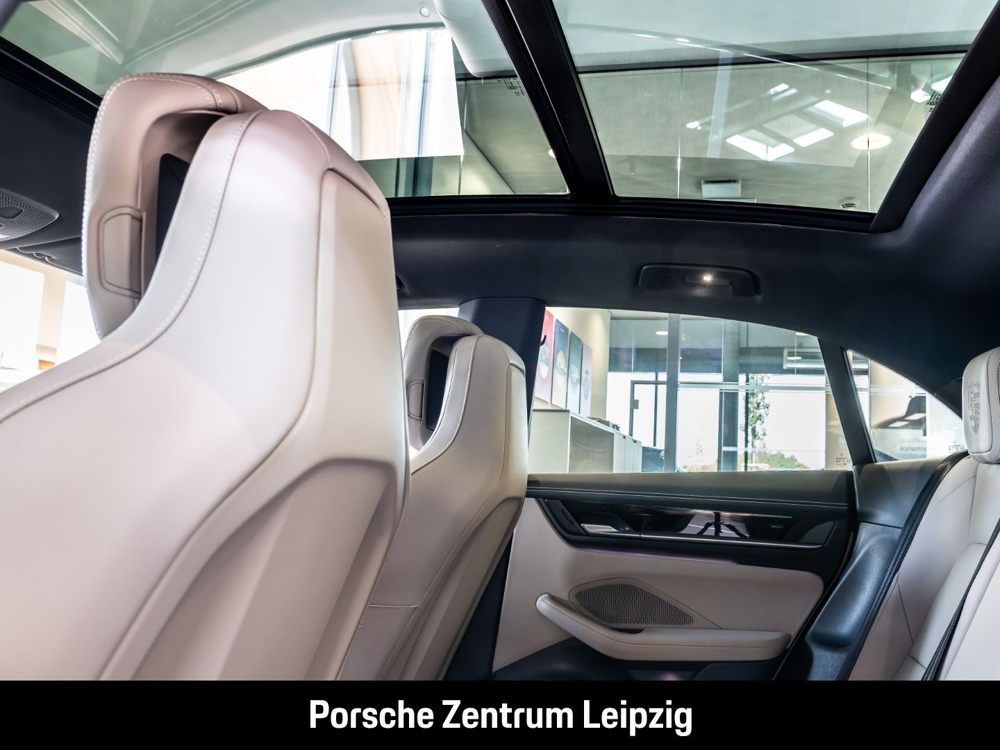 Porsche Macan 4S FnW-Goldbronzemetallic Massage AR-HeadU