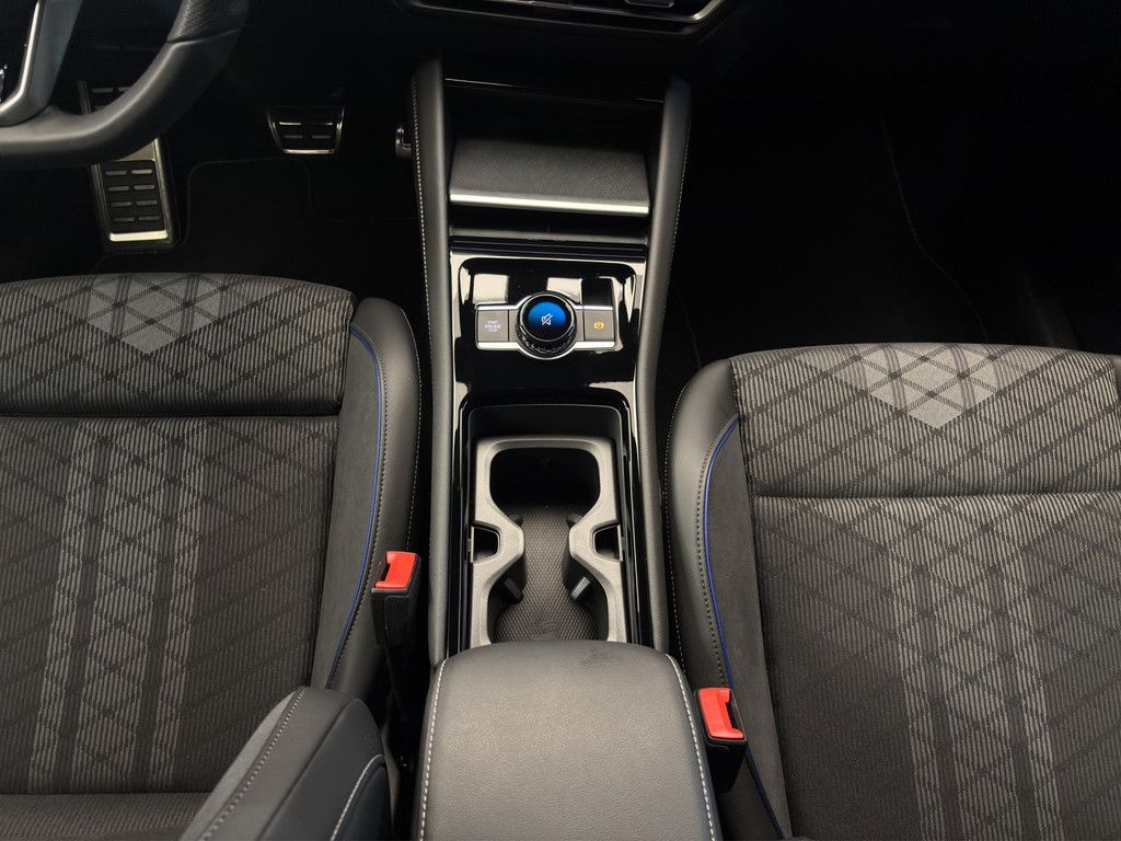 Volkswagen Tiguan 1.5 TSI eHybrid R-Line DSG AHK+Matrix+HuD