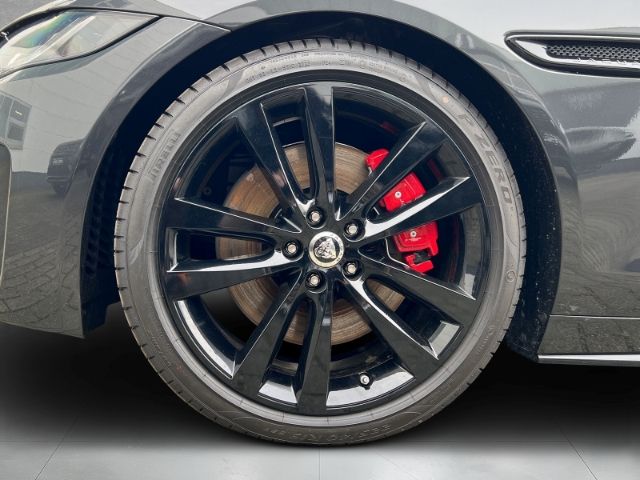 Jaguar XE D200 R-Dynamic HSE HUD StandHZG Navi Leder Me