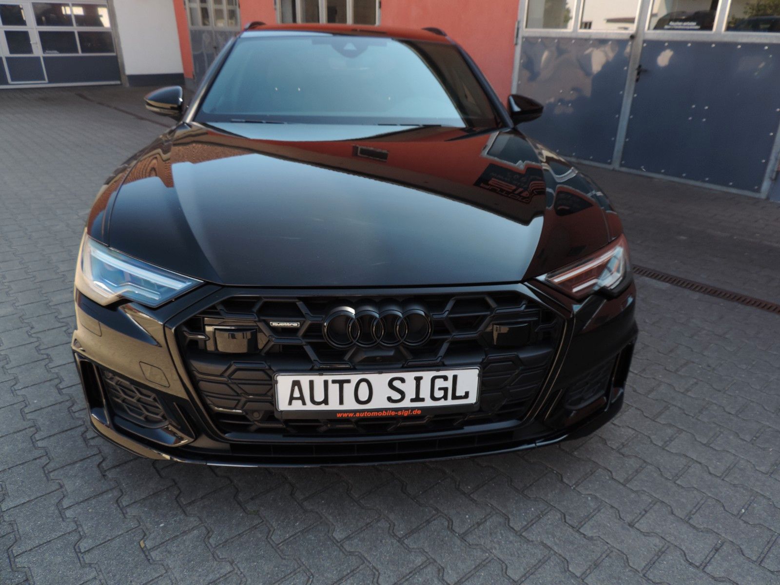Audi A6 Avant 50 TDI quattro S line - Samsaru's Car Outlet