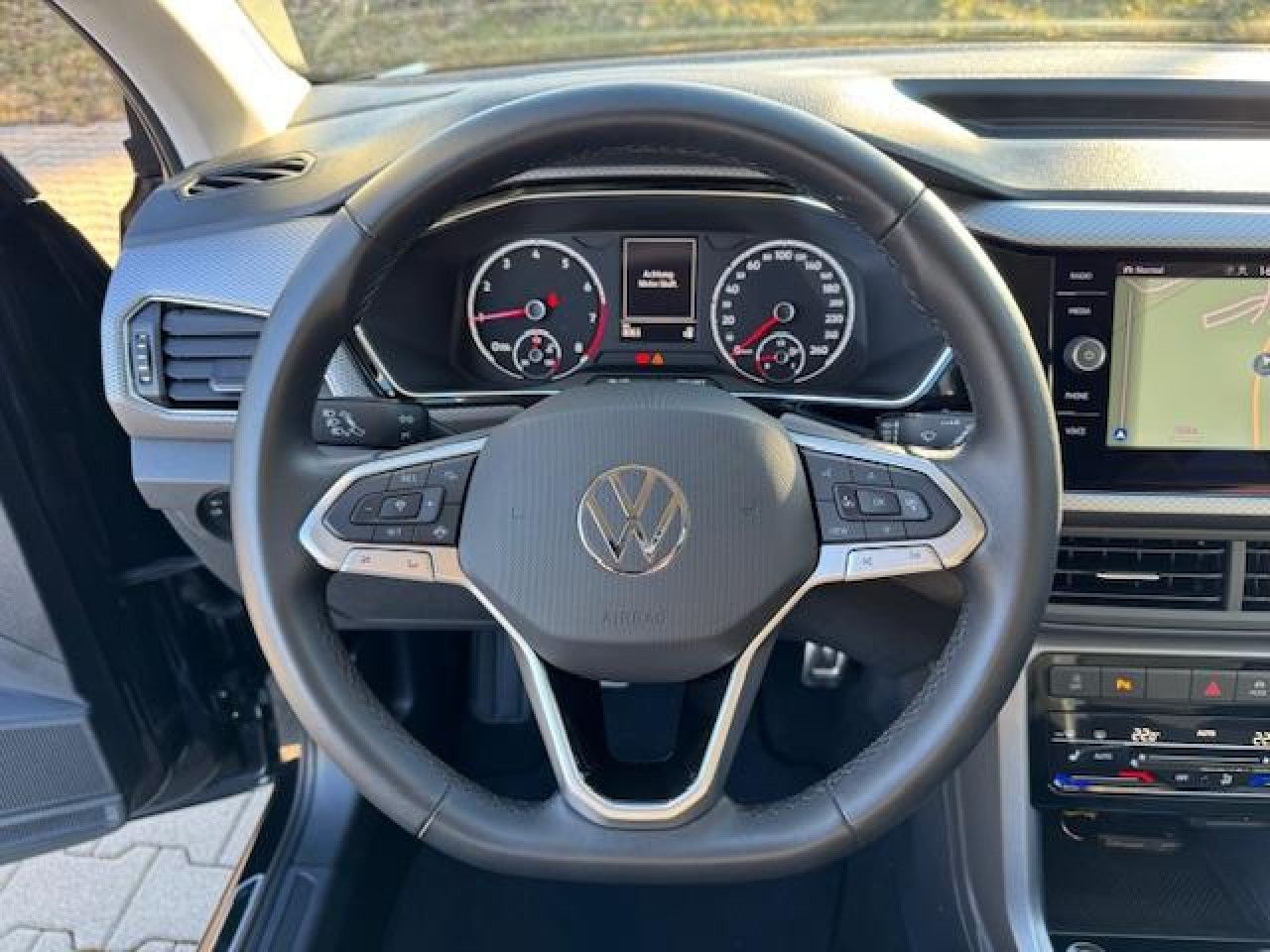 Volkswagen T-Cross Active 1.0 TSI - Samsaru's Car Outlet