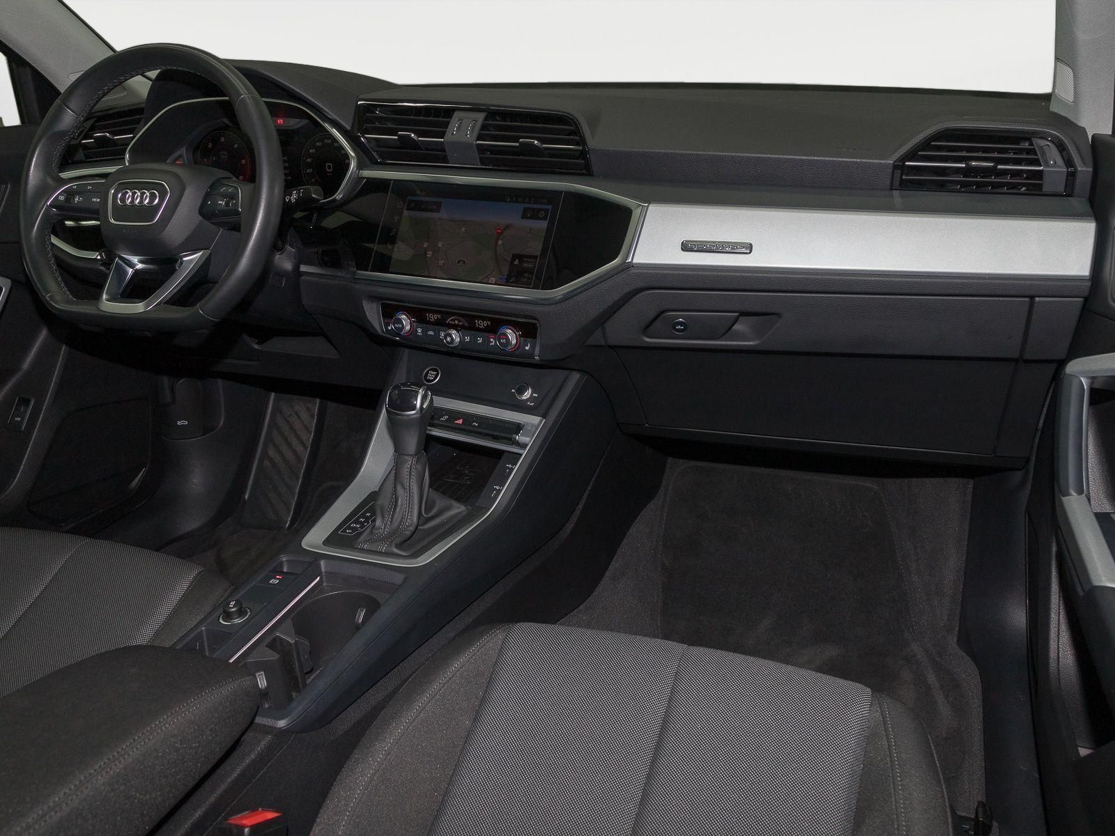 Audi Q3 40 TDI Q ADVANCED - Samsaru's Car Outlet