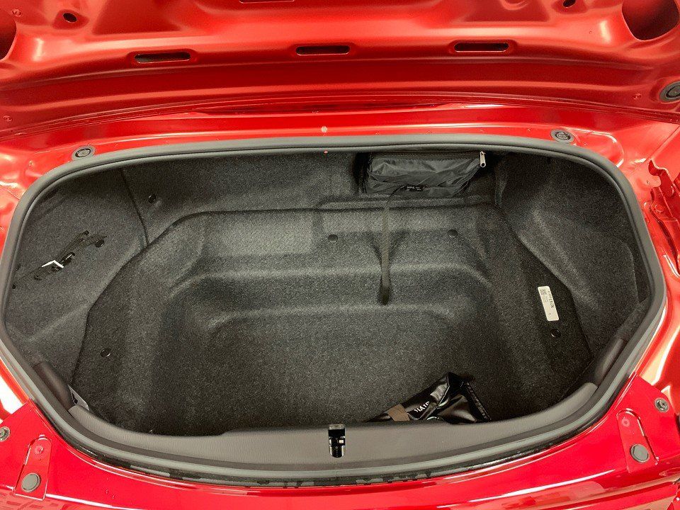 Mazda MX-5 2ST 1.5L SKYACTIV-G 132 6MT RWD Homura MX-5