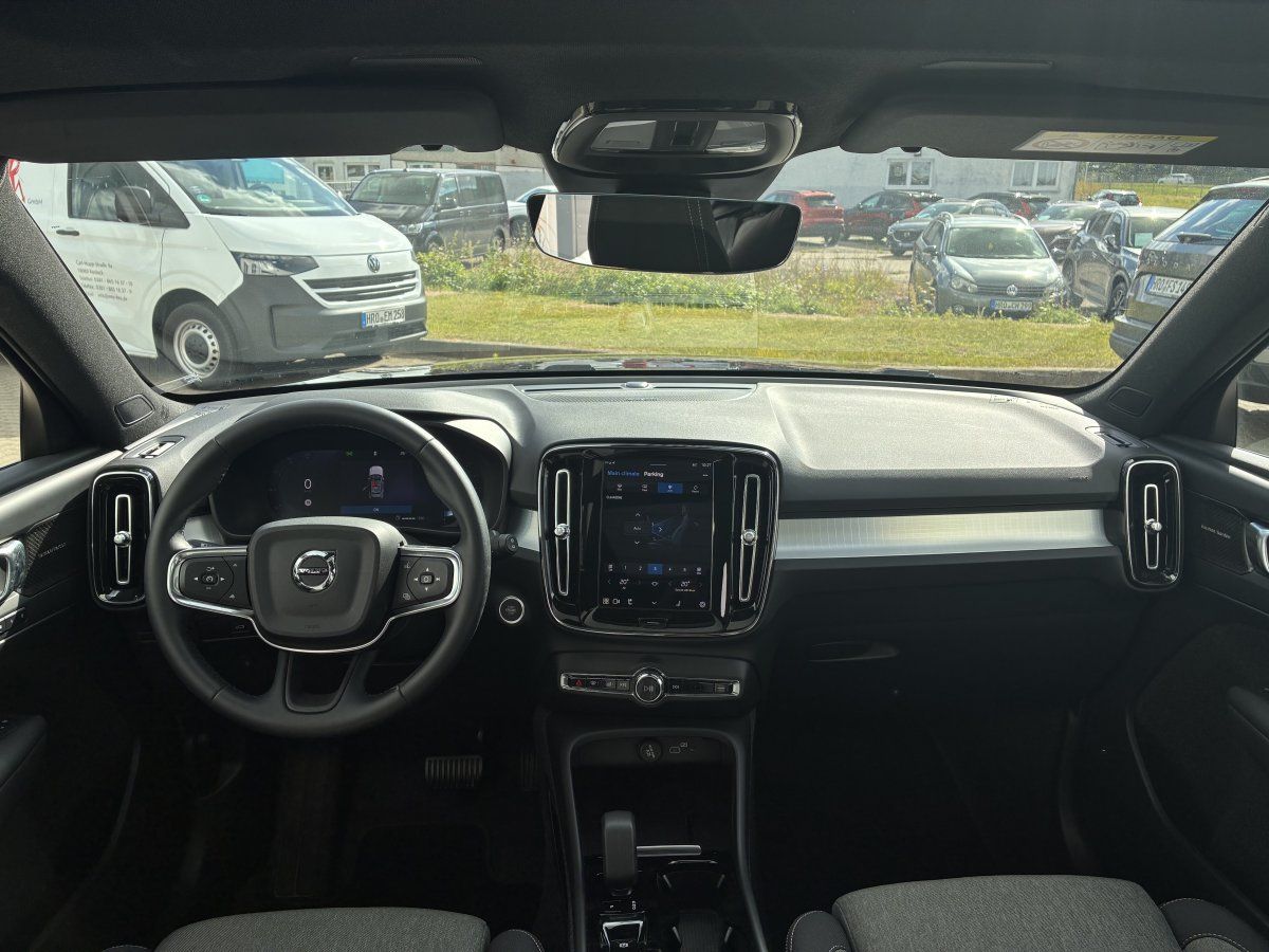 Volvo XC40 B3 Plus Dark Harman/Kardon inkl. Winterräde