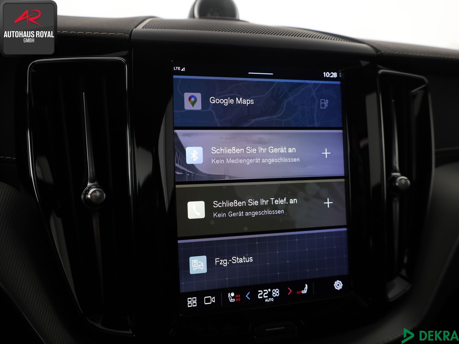 Volvo XC 60 T8 AWD STANDHEIZ,360GRAD,BOWERS+W,KEYLESS