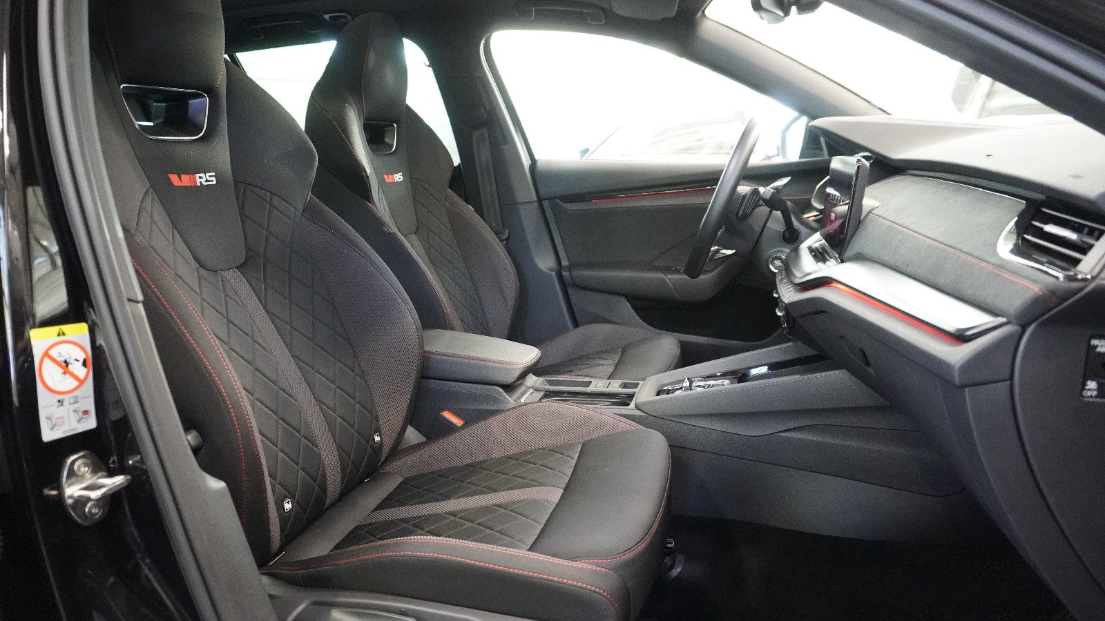 Skoda Octavia Combi RS 4x4*AHK*PANO*HUD*ACC