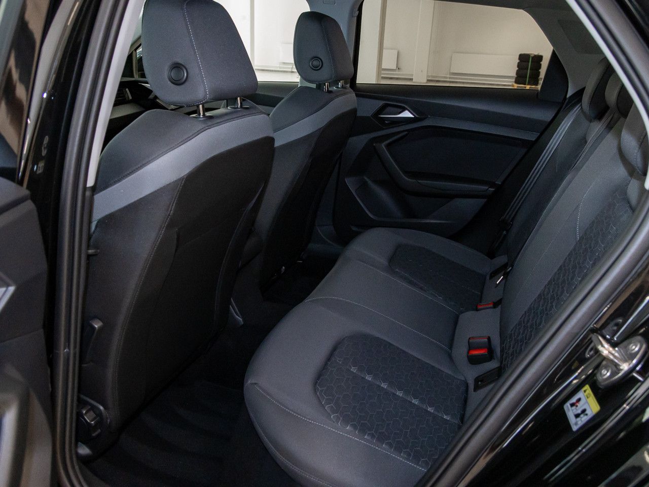 Audi A1 Sportback 25 TFSI advanced - Samsaru's Car Outlet