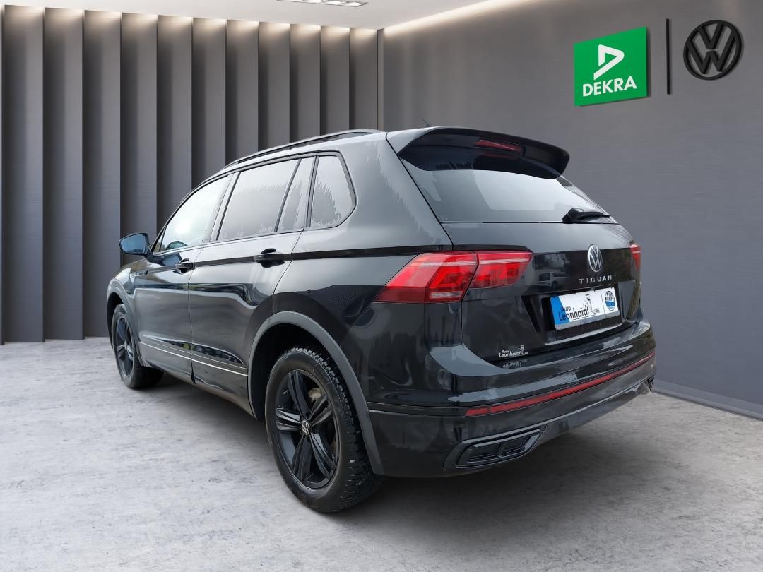Volkswagen Tiguan R-Line 4x4,DSG,Matrix,AHK,Standh,Navi,R-L