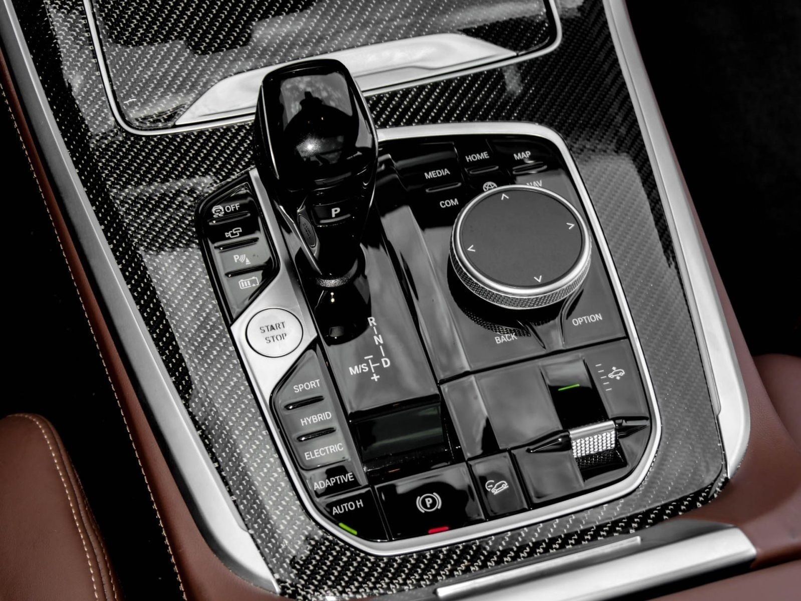 BMW X5 xDrive45e H/K+LASER+AHK+PANO+HuD+DA PROF