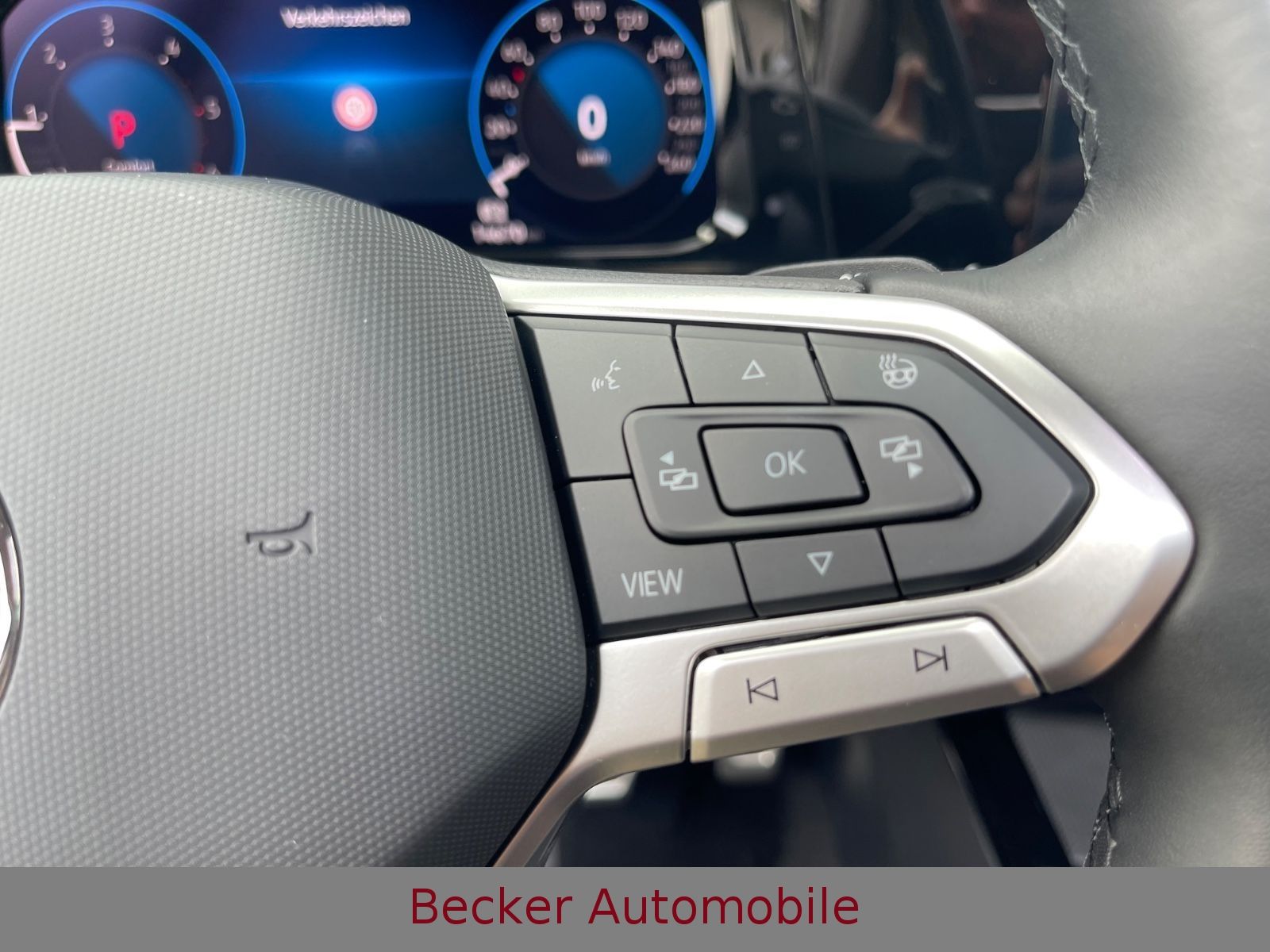 Volkswagen Golf VIII Variant Alltrack 4Motion BLACK STYLE