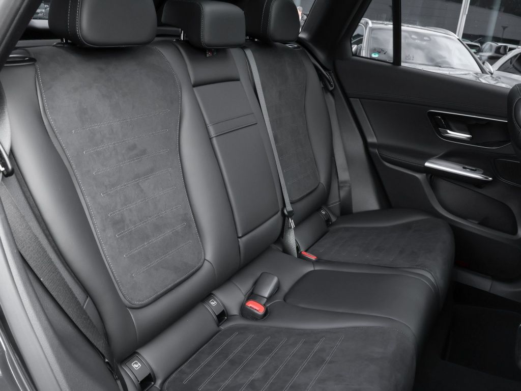 Mercedes-Benz GLC 200 d 4M AMG-Sport/Pano/AHK/360/Night/Ambi