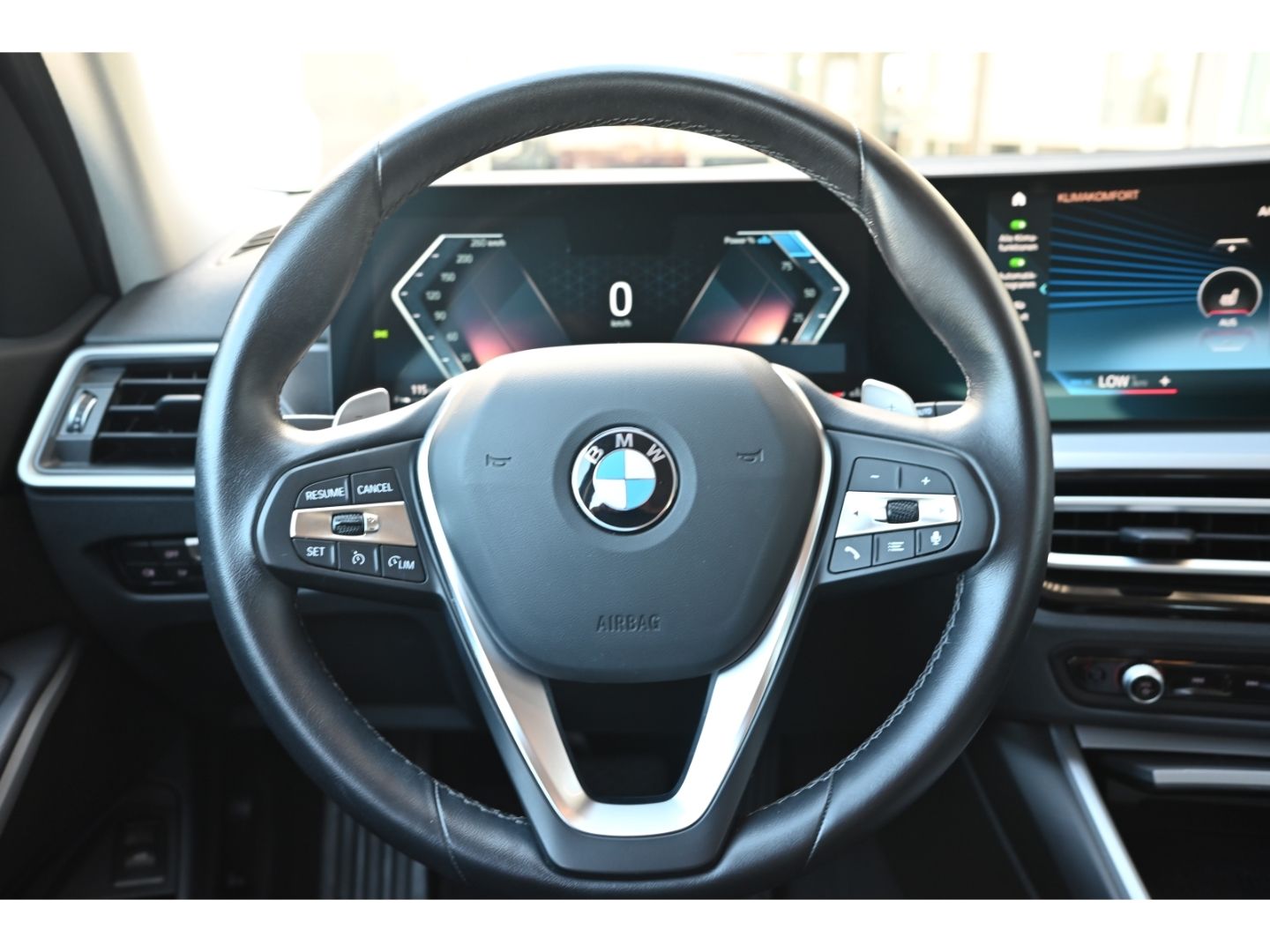 BMW 320 d xDrive Touring MHyb - Samsaru's Car Outlet