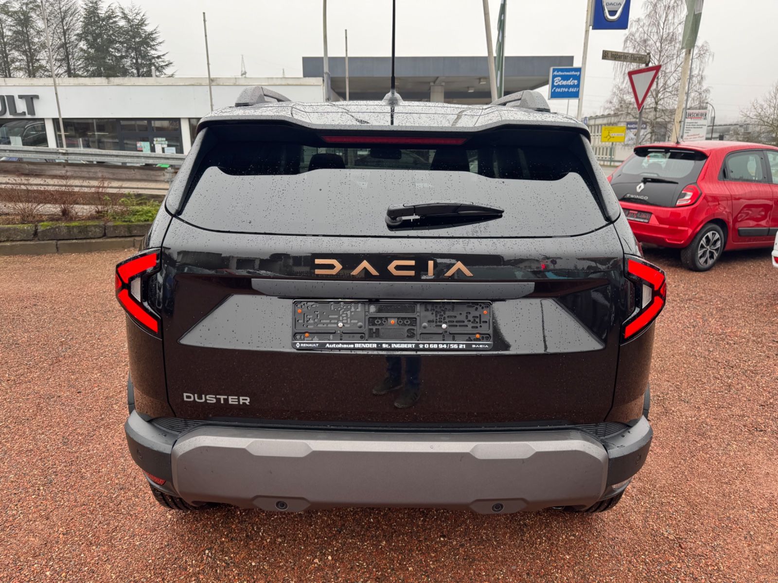 Dacia Neuer Duster Extreme TCE 130 - Samsaru's Car Outlet