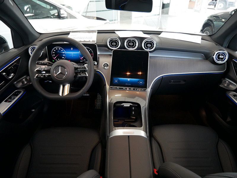 Mercedes-Benz GLC 300 d 4M AMG BURM NIGHT MEMO 360 AHK DISTR